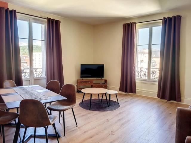 Vittel Spacieux 2 Pieces Renove - Confortable - Vue - 200 Metres Thermes Εξωτερικό φωτογραφία